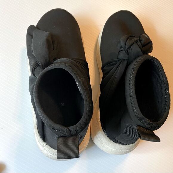 Zara black Girls Sock Sneaker pull on boots with ties Size -33 (US 1-1.5) - Picture 6 of 12